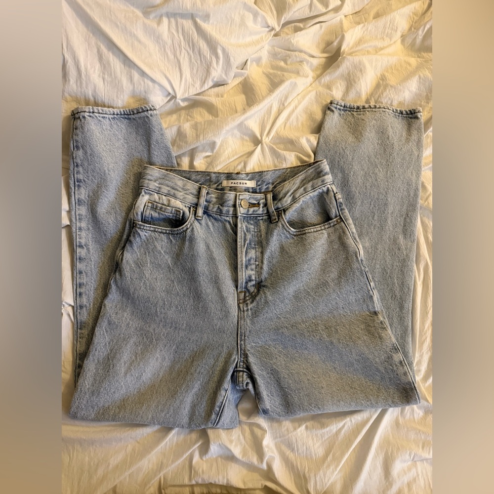 PacSun High Rise Straight - Light Wash Denim Jeans